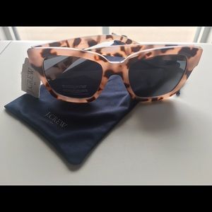 NWT. J Crew blonde tortoise sunglasses.